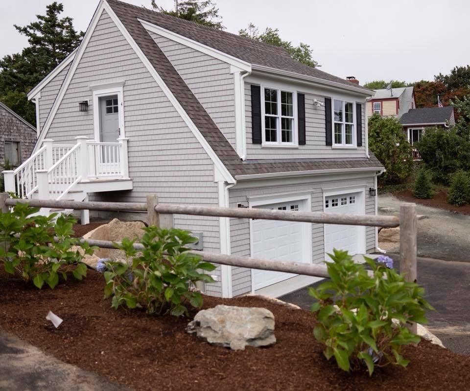 Hyannis Harbor Carriage House